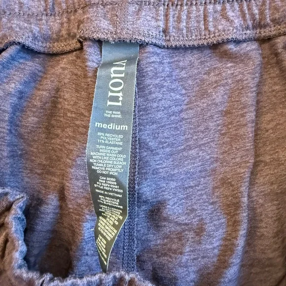 Vuori Joggers - Picture 2 of 3